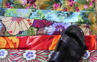 July707fabricforchairswithshoeem